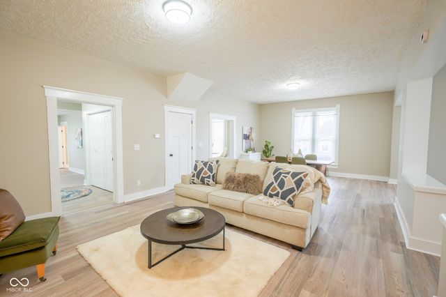 101 E Pearl Street, Greenwood, IN 46143