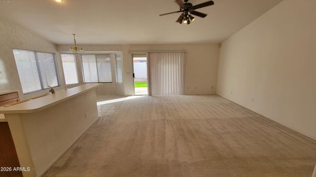 8529 W JOAN DE ARC Avenue, Peoria, AZ 85381