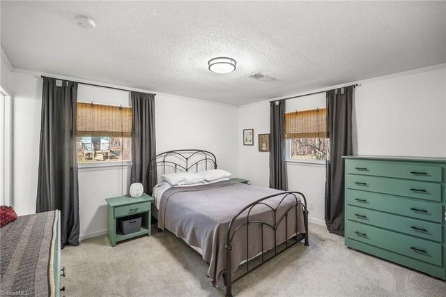 6030 Bobbybrook Drive, Clemmons, NC 27012