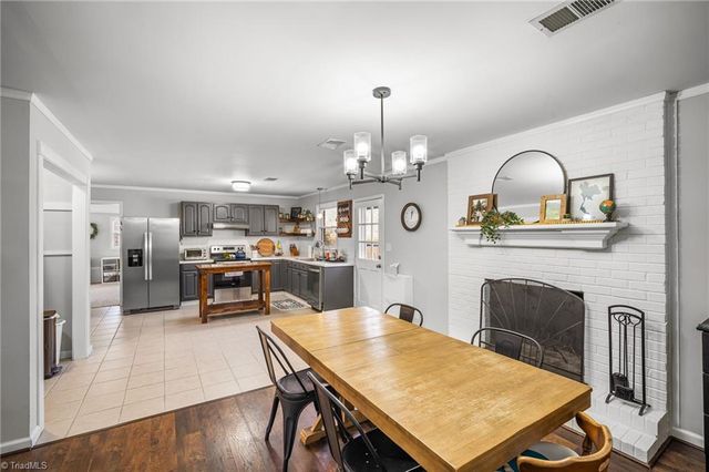 6030 Bobbybrook Drive, Clemmons, NC 27012