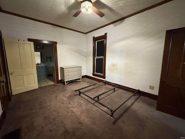 410 NW 4th Street, Linton, IN 47441