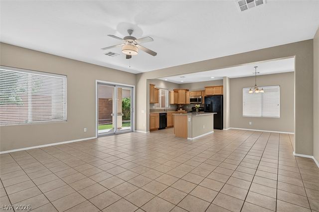 10721 Arusha Avenue, Las Vegas, NV 89166