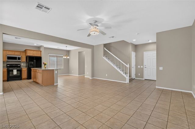 10721 Arusha Avenue, Las Vegas, NV 89166