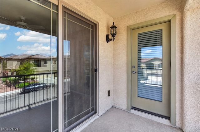 10721 Arusha Avenue, Las Vegas, NV 89166