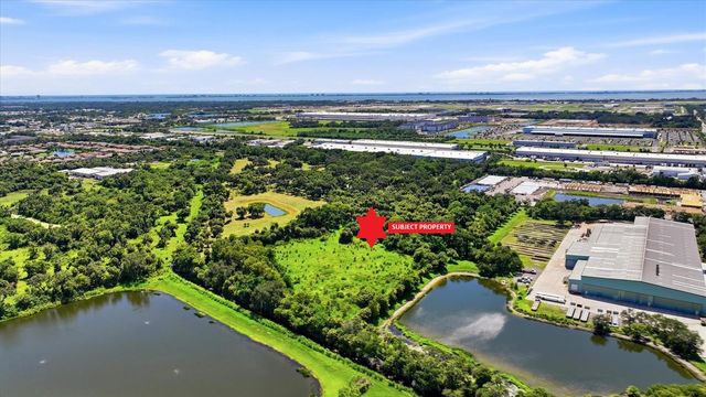 7845 27TH STREET E, Sarasota, FL 34243