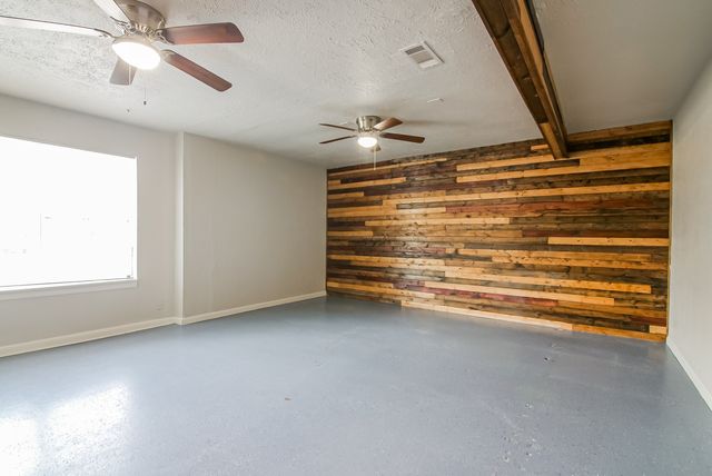 1200 Valentine Street, Hurst, TX 76053