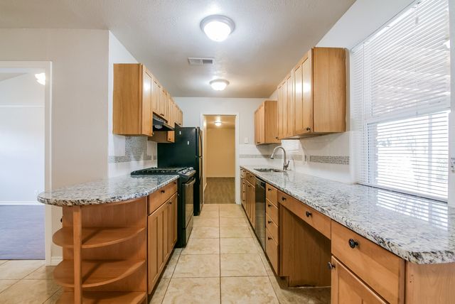 1200 Valentine Street, Hurst, TX 76053