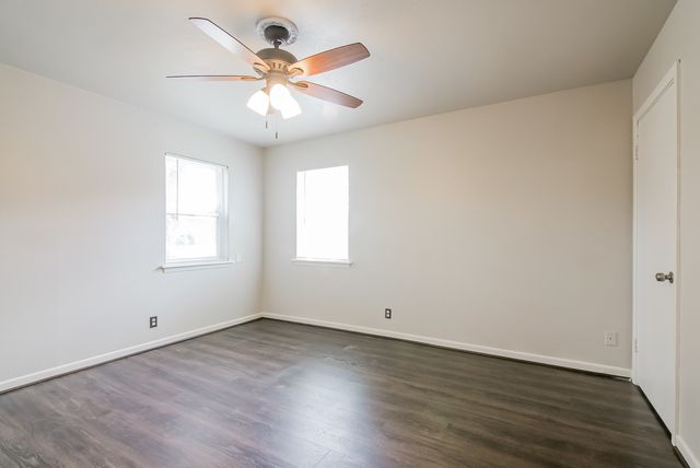 1200 Valentine Street, Hurst, TX 76053