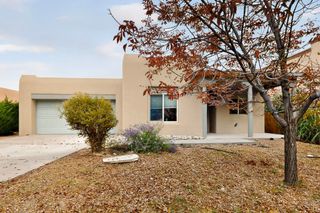 4631 Sunset, Santa Fe, NM 87507