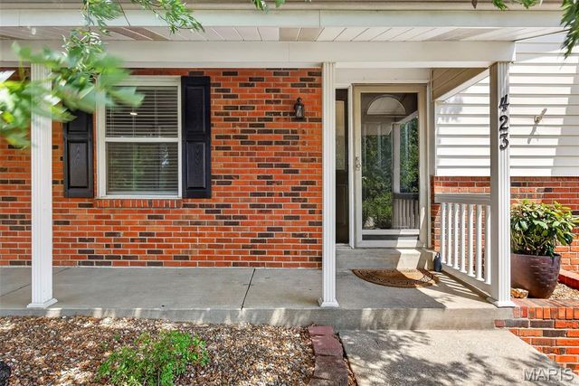 423 Ancestry Drive, St Peters, MO 63376