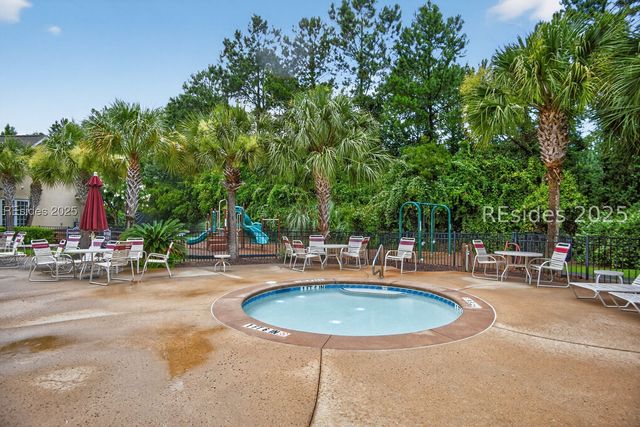 125 Spring Meadow Dr, Bluffton, SC 29910