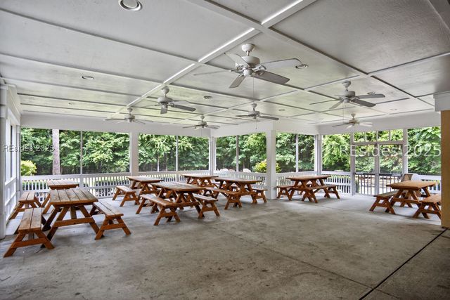 125 Spring Meadow Dr, Bluffton, SC 29910