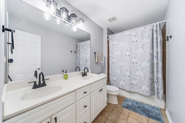 21454 English Drive, Frankfort, IL 60423