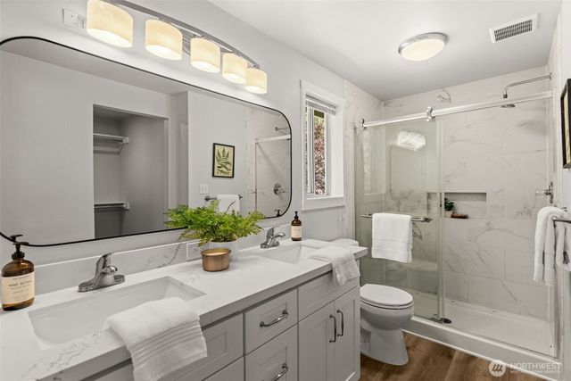 7710 71st Avenue NW, Gig Harbor, WA 98335