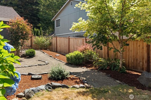 7710 71st Avenue NW, Gig Harbor, WA 98335