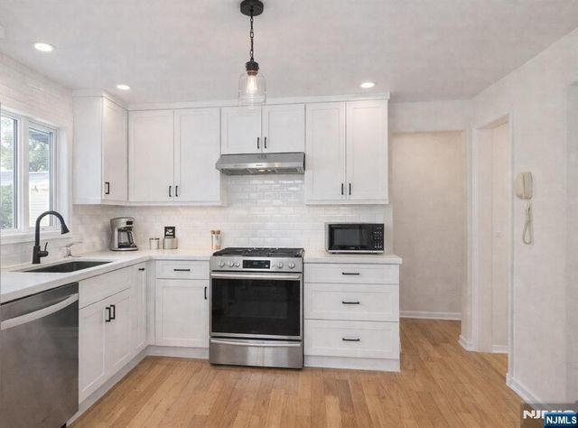 63 Chestnut Drive, Wayne, NJ 07470