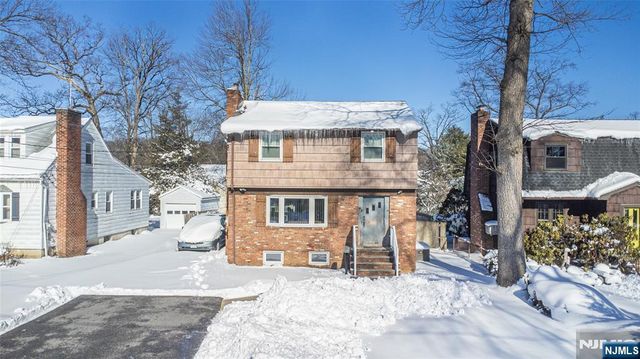 63 Chestnut Drive, Wayne, NJ 07470