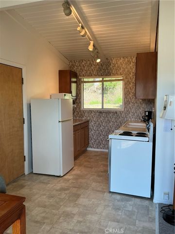 4160 Lakeview Drive, Nice, CA 95464