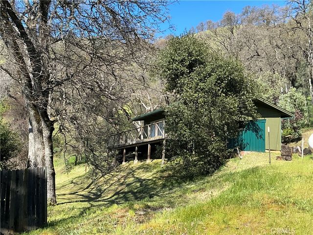 4160 Lakeview Drive, Nice, CA 95464