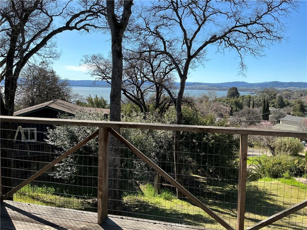 4160 Lakeview Drive, Nice, CA 95464