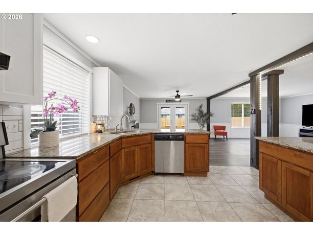 15911 Ne 4TH Way, Vancouver, WA 98684