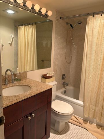 2036 Cornwall B 2036, Boca Raton, FL 33434