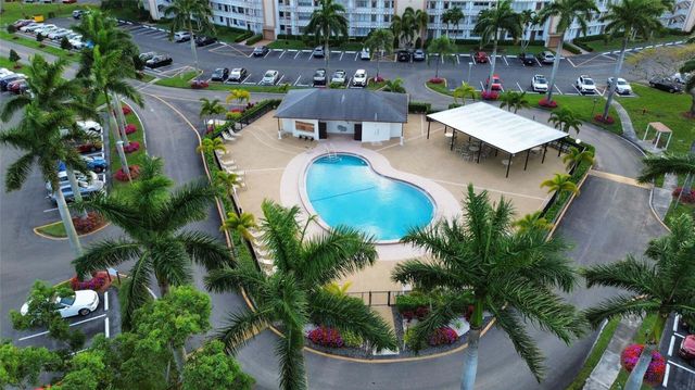 2036 Cornwall B 2036, Boca Raton, FL 33434