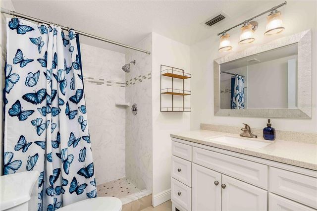 1750 BELLEAIR FOREST DRIVE C7, Belleair, FL 33756