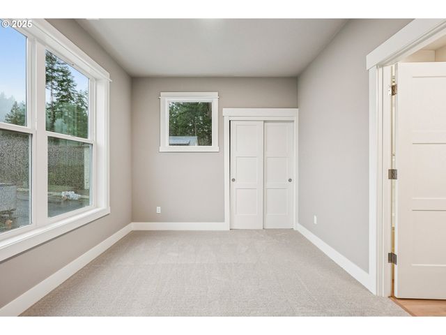 8774 Sw 176TH Ave, Beaverton, OR 97007