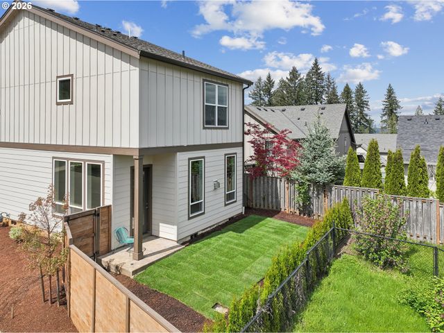 8774 Sw 176TH Ave, Beaverton, OR 97007