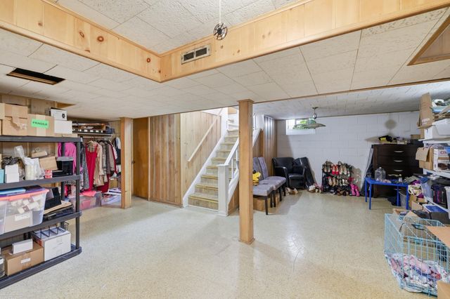 21144 Fleetwood Drive, Harper Woods, MI 48225