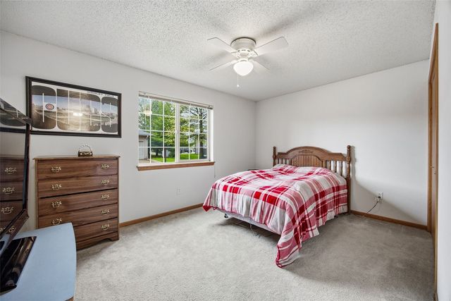 600 Colton Circle NE Unit 4, Cedar Rapids, IA 52402