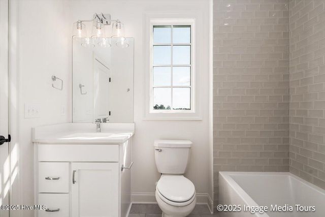 90 Pinewood Cove, Snow Hill, NC 28580