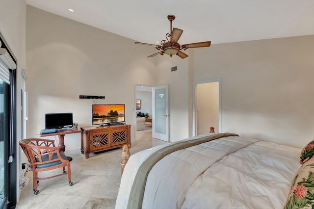 7724 Glendevon Lane, Delray Beach, FL 33446