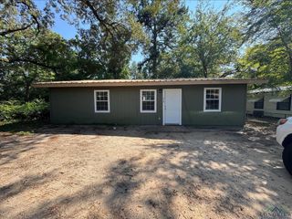 212 Bryne Street, Lone Star, TX 75668