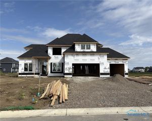 122 Wellington Place, Perrysburg, OH 43551