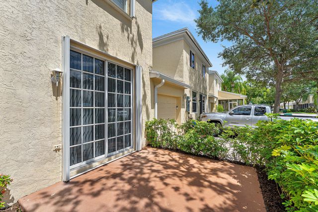 11031 PERIWINKLE Lane, Tamarac, FL 33321