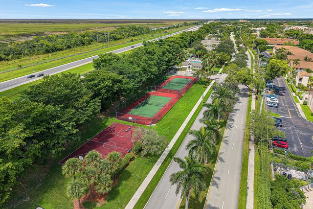 11031 PERIWINKLE Lane, Tamarac, FL 33321