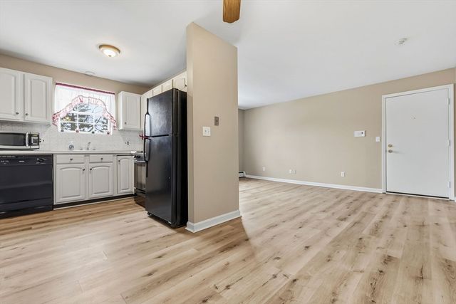 6 Venice St B6, Danvers, MA 01923