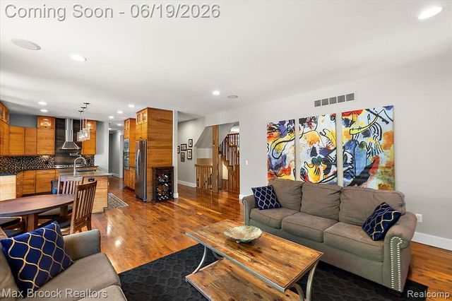 128 Mount Vernon Boulevard, Royal Oak, MI 48073