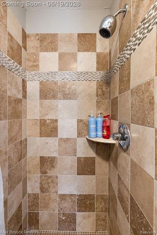 128 Mount Vernon Boulevard, Royal Oak, MI 48073
