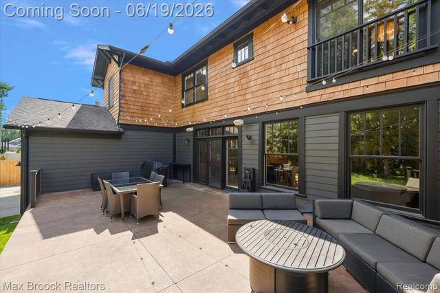 128 Mount Vernon Boulevard, Royal Oak, MI 48073