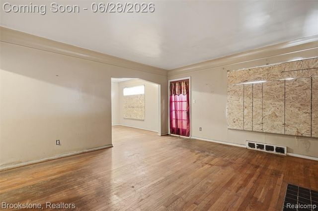 18034 Lesure Street, Detroit, MI 48235