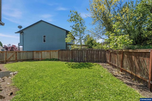 716 Grouse Pl, Philomath, OR 97370