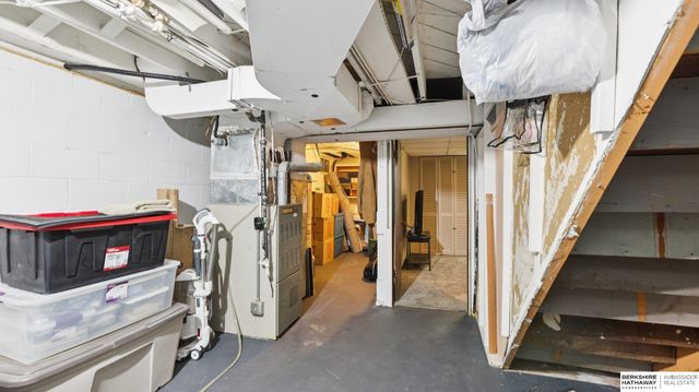 5438 Charles Street, Omaha, NE 68132