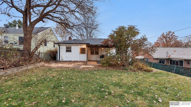 5438 Charles Street, Omaha, NE 68132