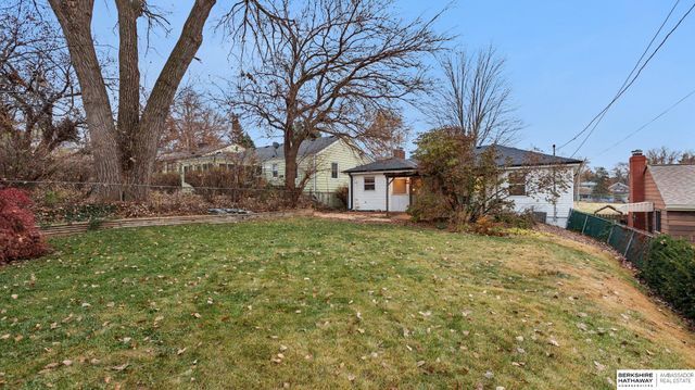 5438 Charles Street, Omaha, NE 68132