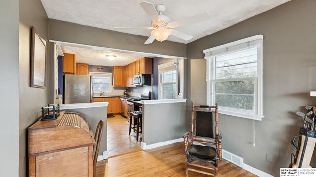 5438 Charles Street, Omaha, NE 68132