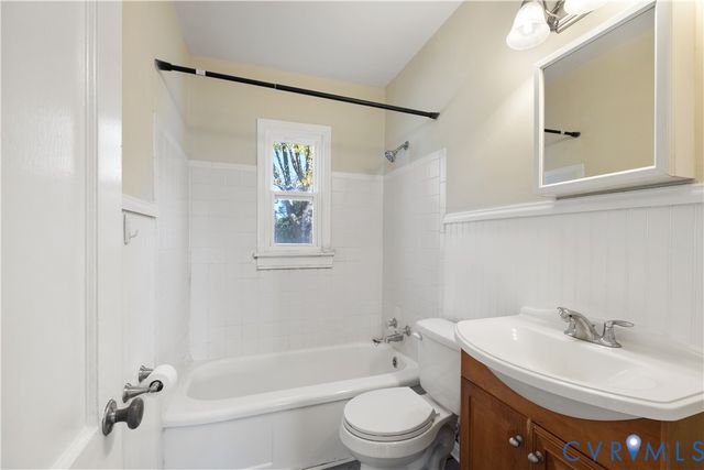 3423 Reynolds Rd, Richmond, VA 23223