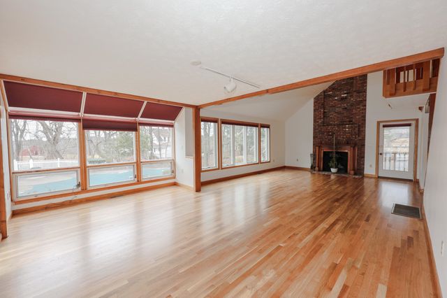 98 Dow Road, Hollis, NH 03049